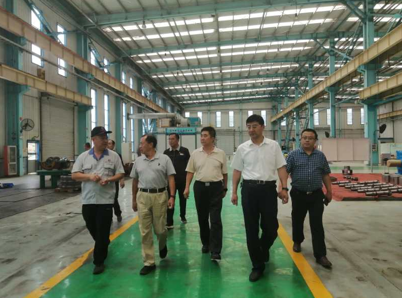 2020年6月11日中高会军民融合创新工作委员主任王建蒙、副主任李慧、秘书长蔡旭伟、副主任单位：济宁康华机电科技有限公司总经理陳端庭在副主任单位：山东能源重工集团有限公司党委副书记兰春忠等领导的陪同下参观山东重装塔高公司、大族激光公司莱芜开发区山东重装机械制造有限公司及胶带生产分厂